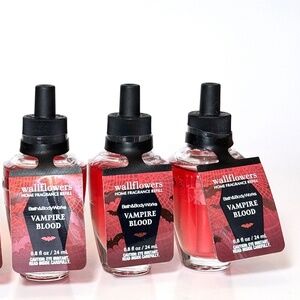 VAMPIRE BLOOD Wallflowers